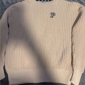 Super cute sweatshirt